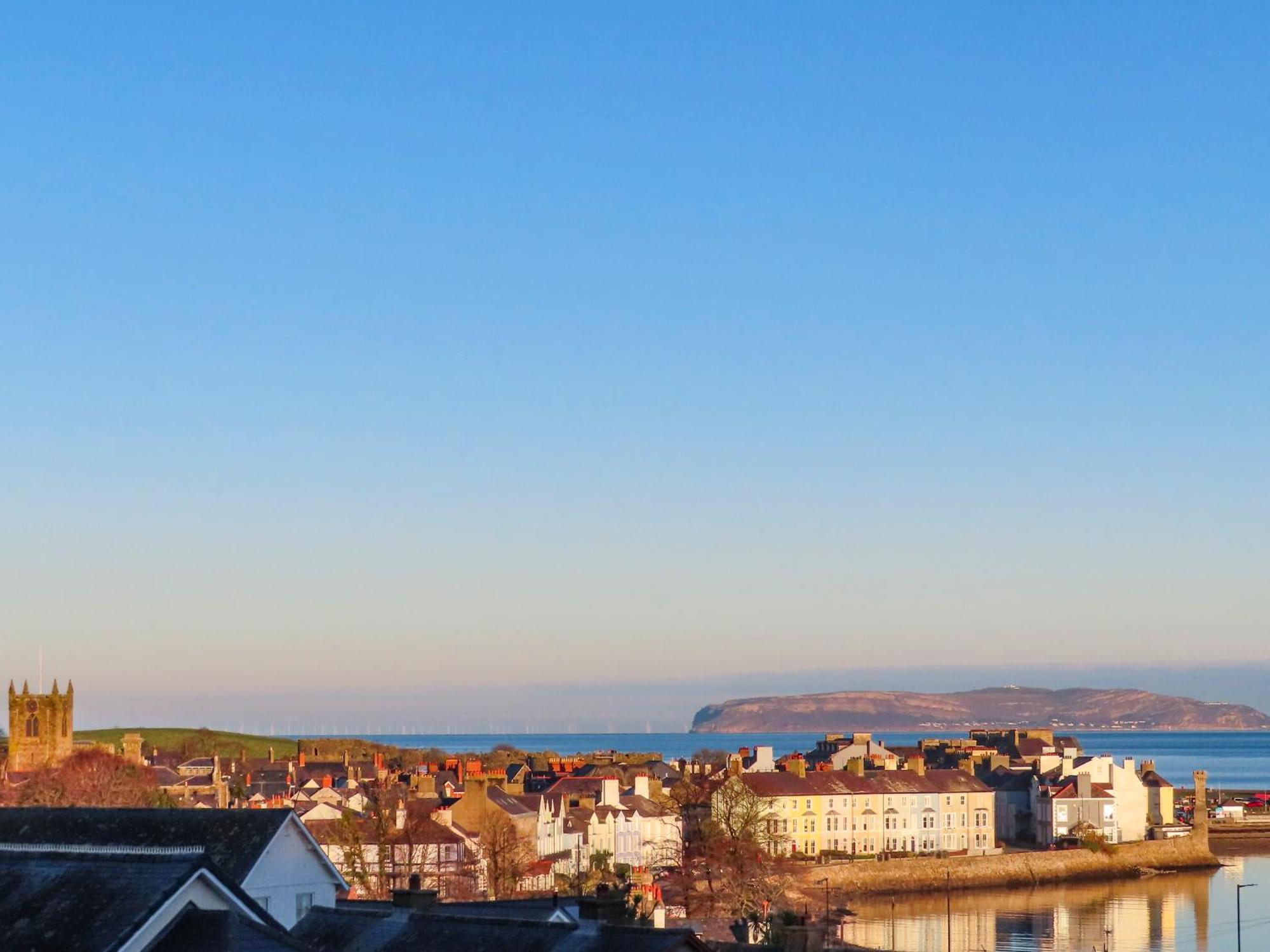 Bro Dawel * Beaumaris
